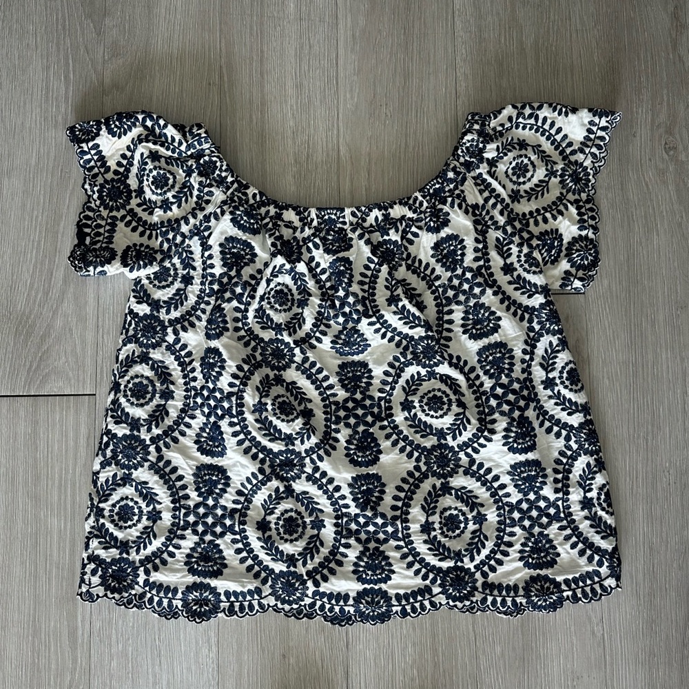 Entro Embroidered Off-Shoulder Top